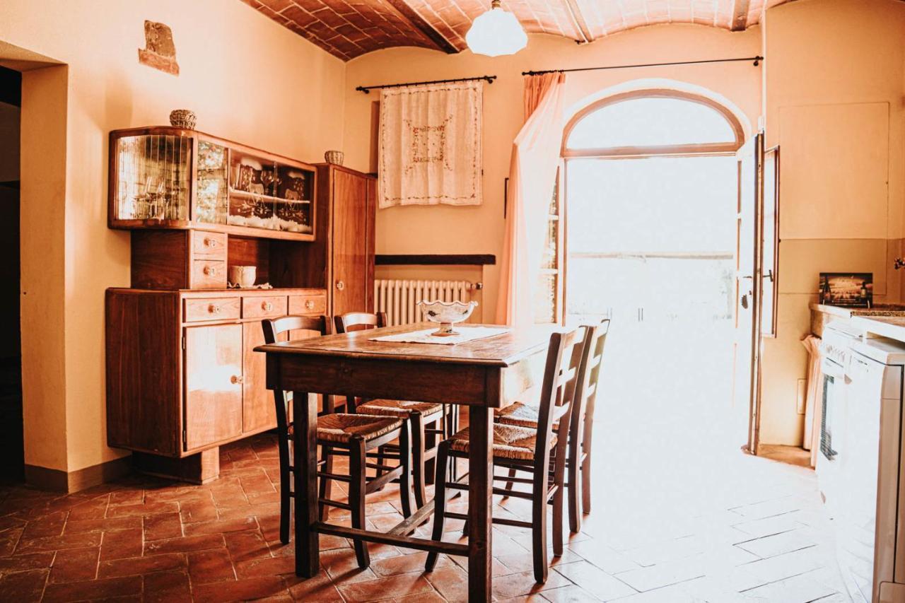 Il Querciolo - Azienda Biologica, Agriturismo E Cantina Marciano della Chiana Bagian luar foto
