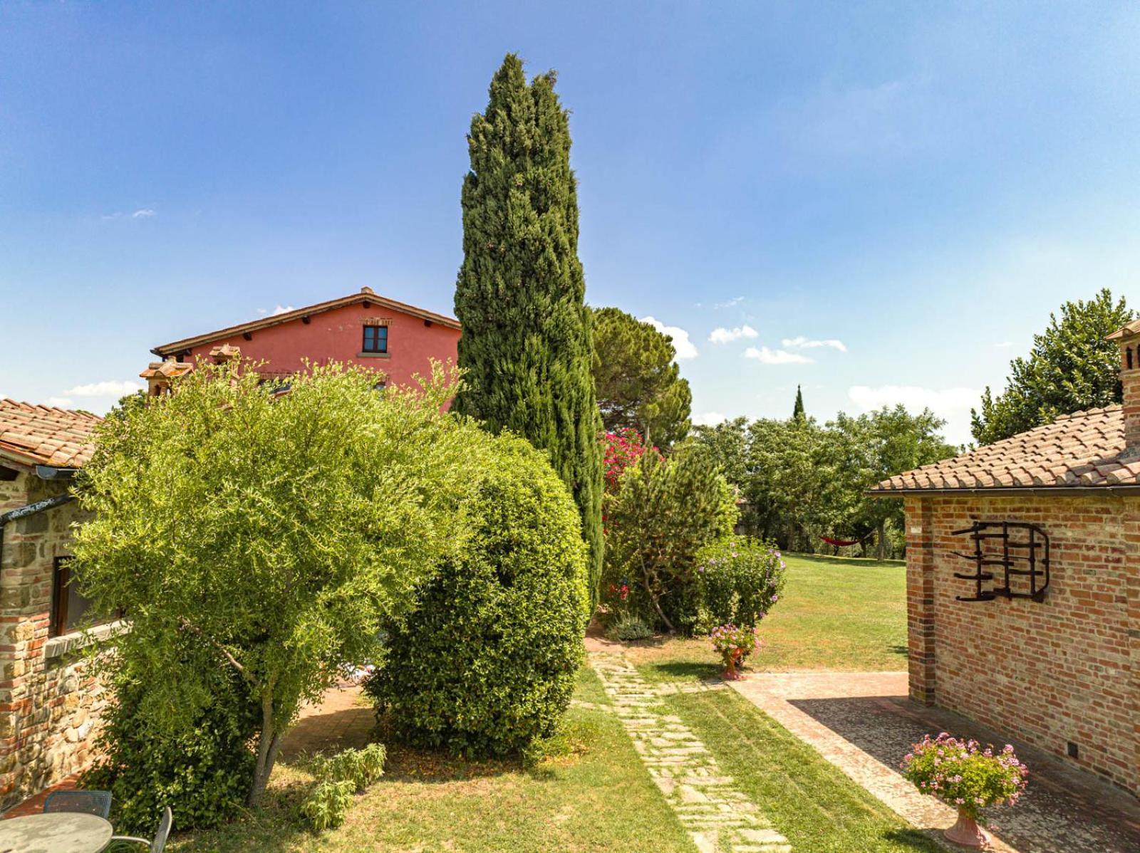 Il Querciolo - Azienda Biologica, Agriturismo E Cantina Marciano della Chiana Bagian luar foto