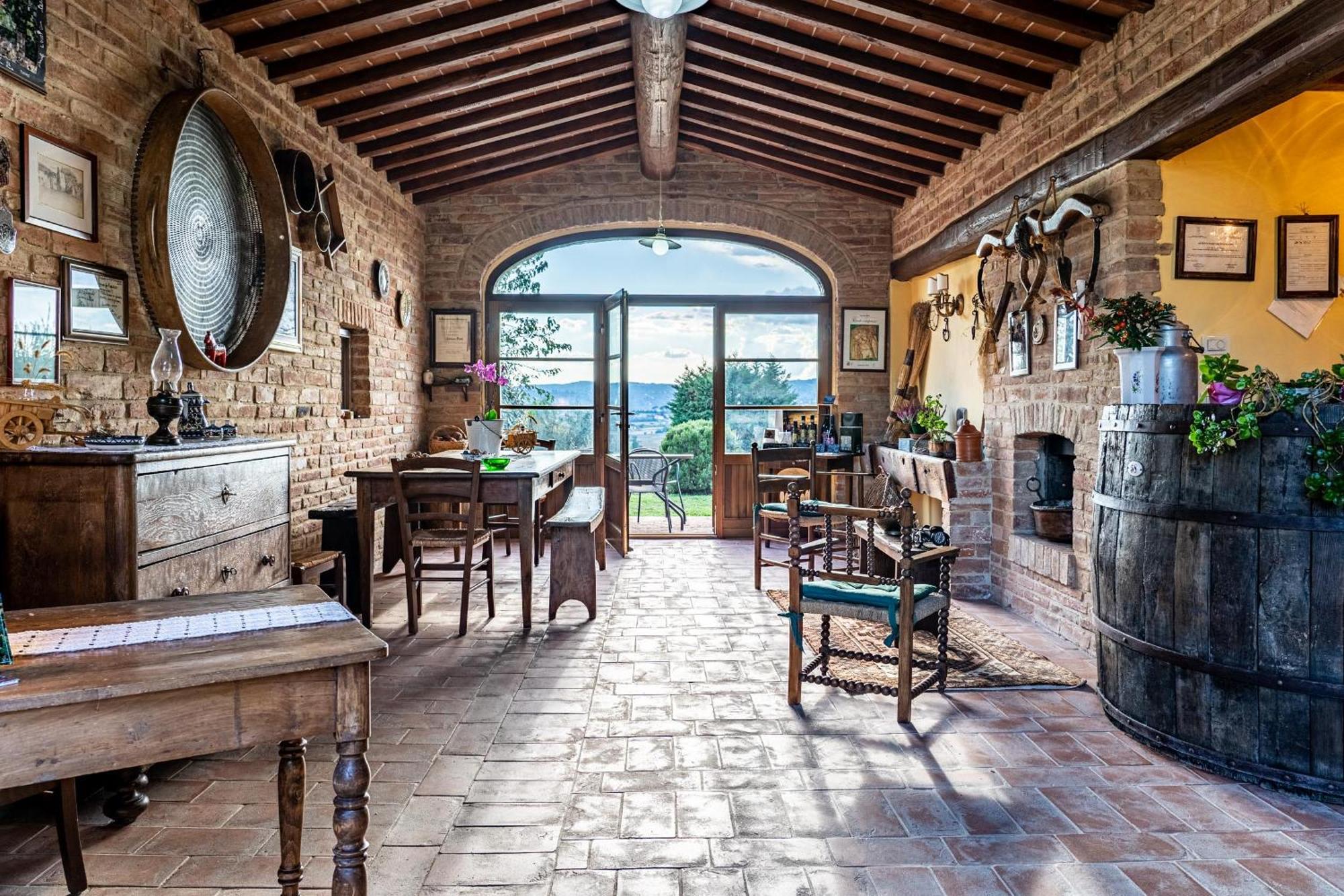 Il Querciolo - Azienda Biologica, Agriturismo E Cantina Marciano della Chiana Bagian luar foto