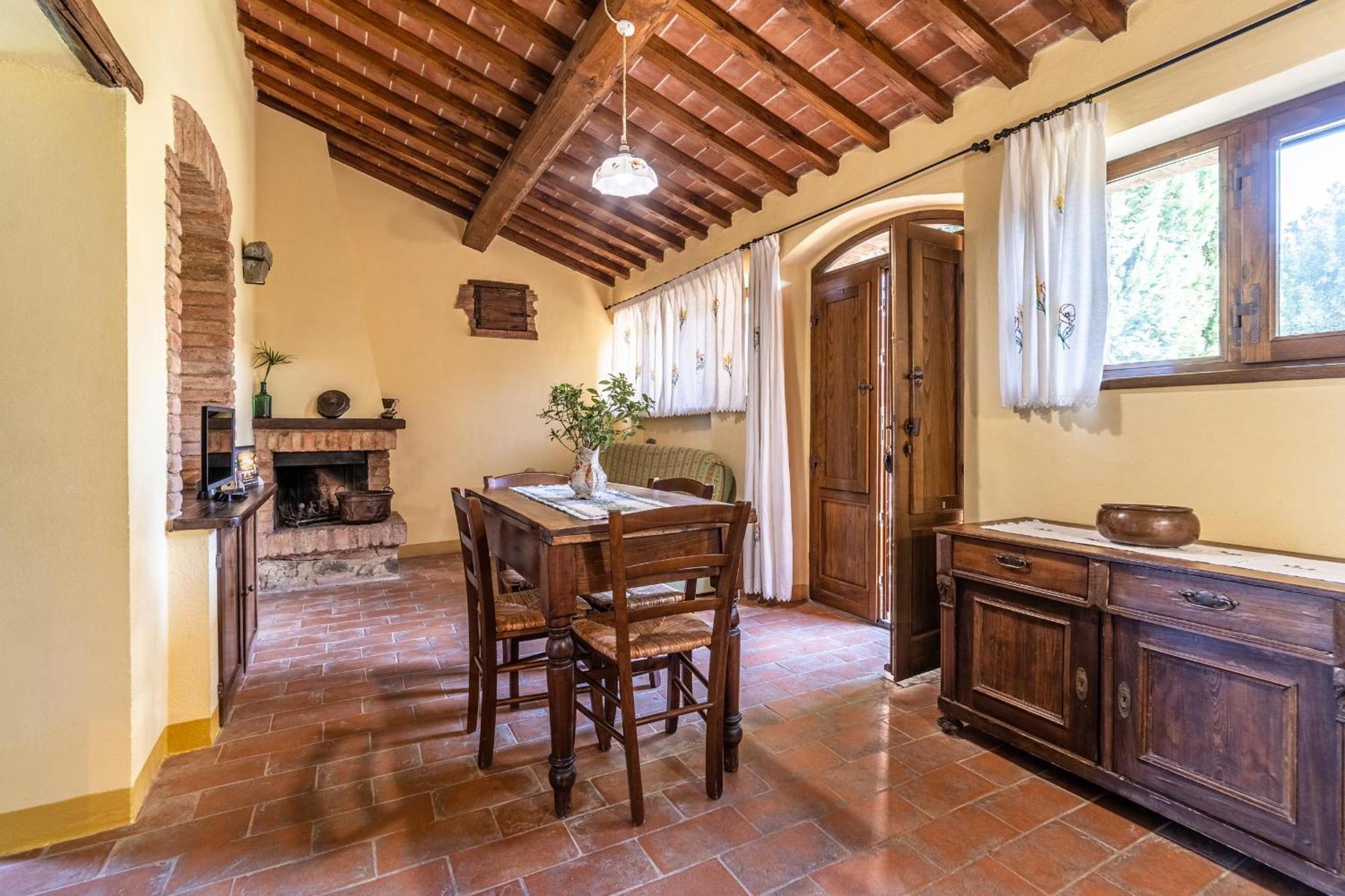 Il Querciolo - Azienda Biologica, Agriturismo E Cantina Marciano della Chiana Bagian luar foto