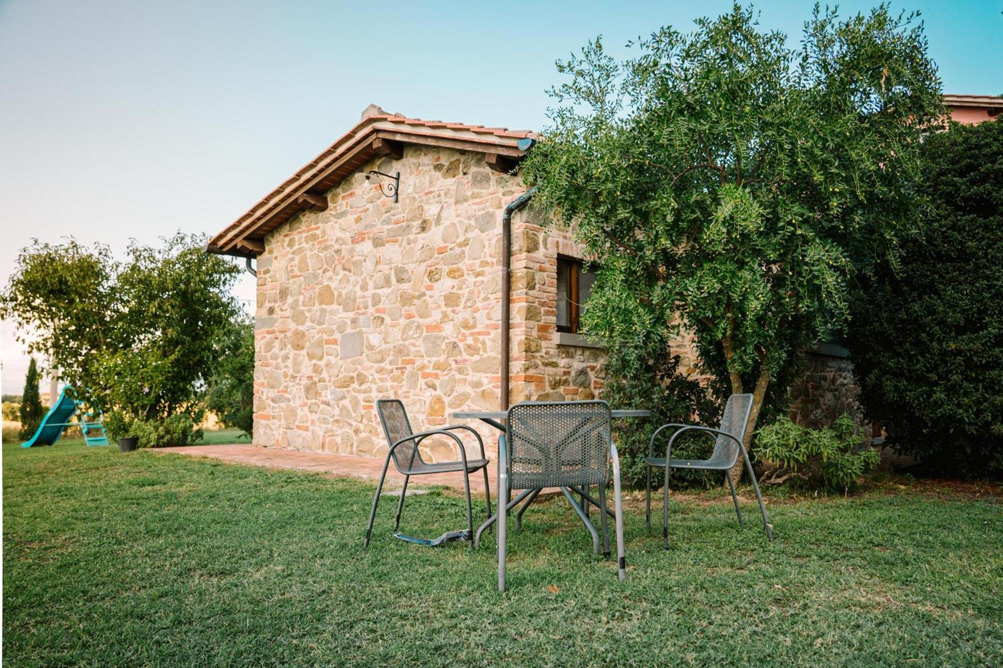 Il Querciolo - Azienda Biologica, Agriturismo E Cantina Marciano della Chiana Bagian luar foto